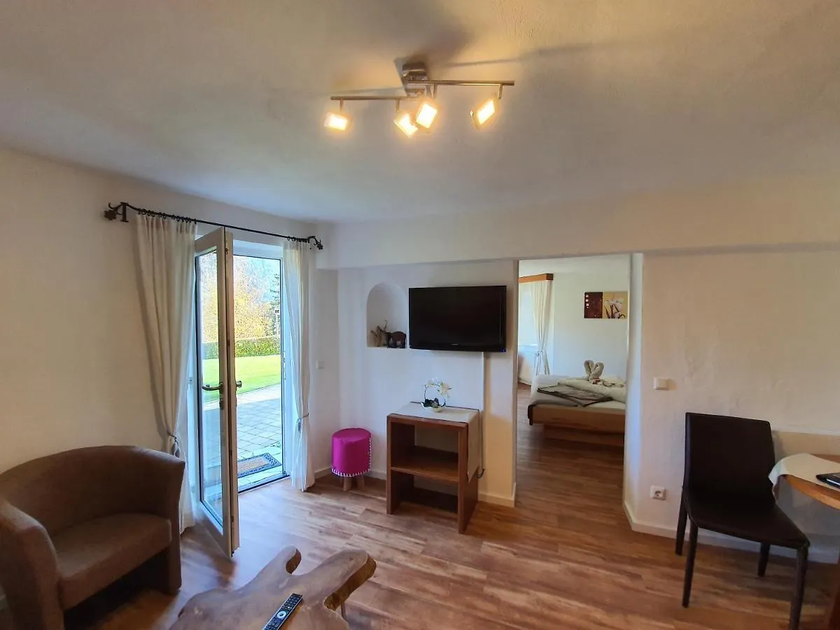 Hotel-Garni Drachenburg Mittenwald 3*,
