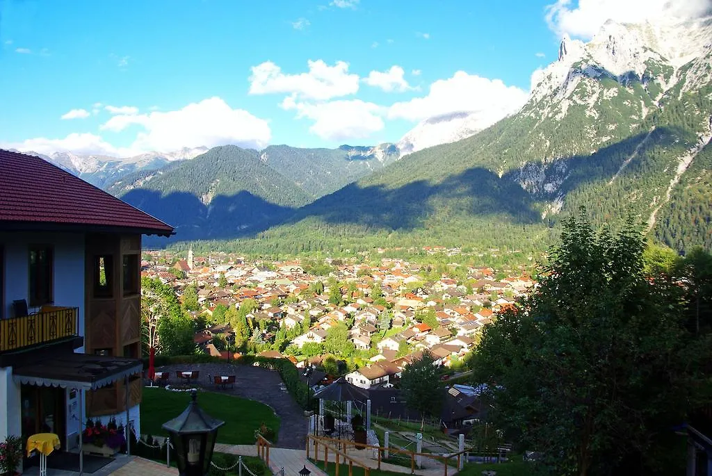 Hotel-Garni Drachenburg Mittenwald